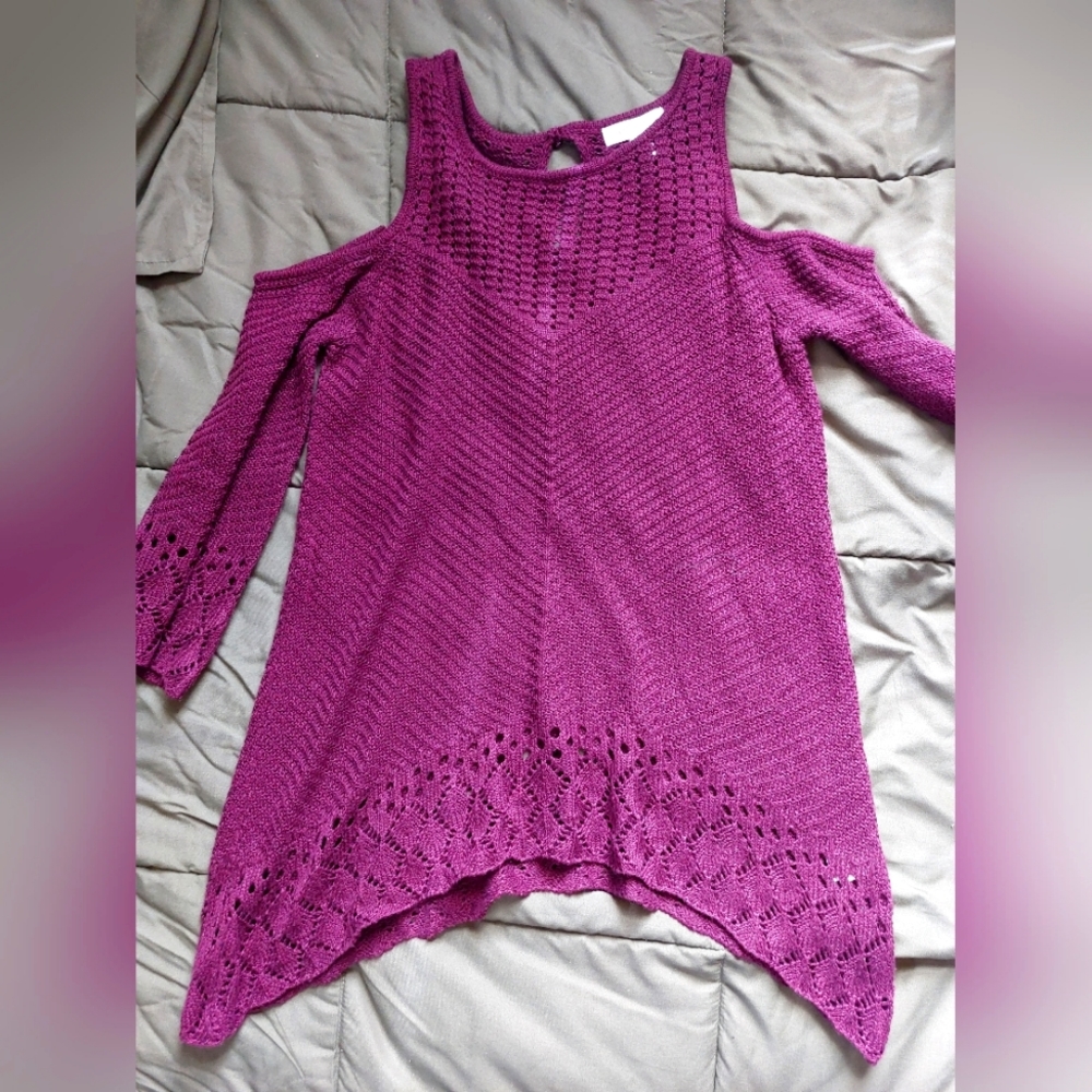Women's Size Small Dark Pink Lauren Conrad Shirt